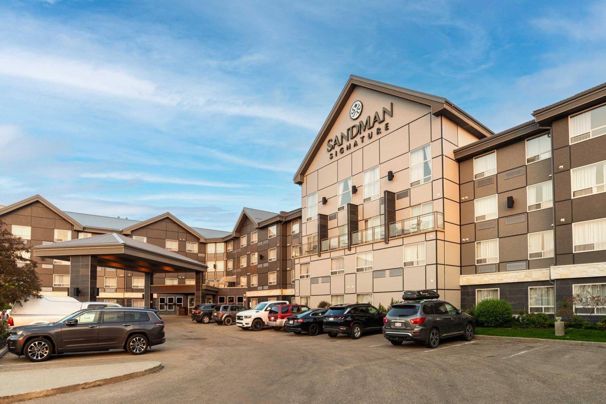 Sandman Signature Edmonton South Hotel מראה חיצוני תמונה